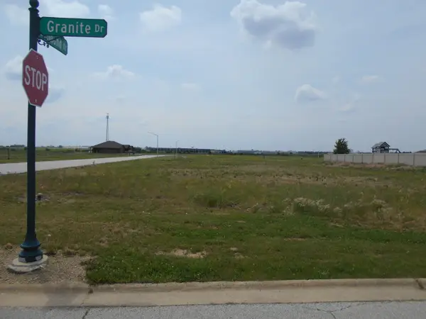1094 Granite Drive, Manteno, IL 60950
