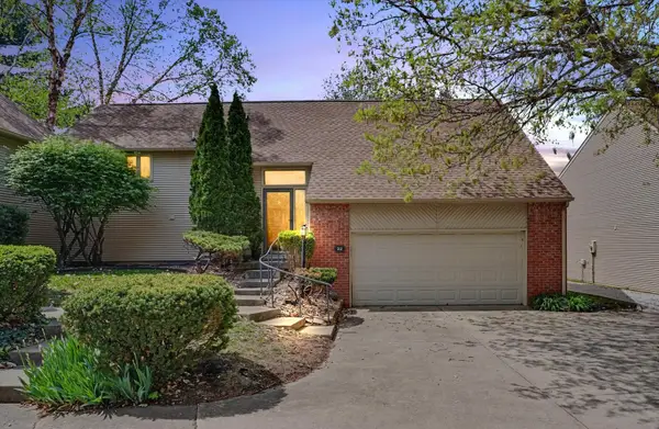 22 Fields East, Champaign, IL 61822