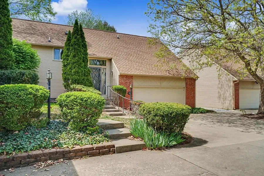22 Fields East, Champaign, IL 61822 - #3