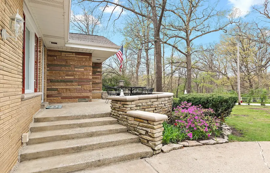 12513 S 90th Avenue, Palos Park, IL 60464 - #2