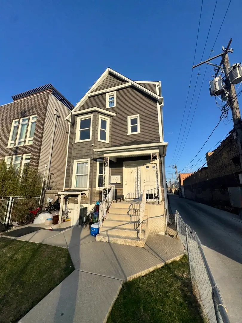 5015 N Kimberly Avenue, Chicago, IL 60630 - #1