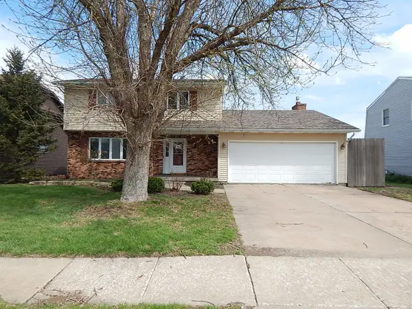 513 S 7th Street, Eldridge, IA 52748
