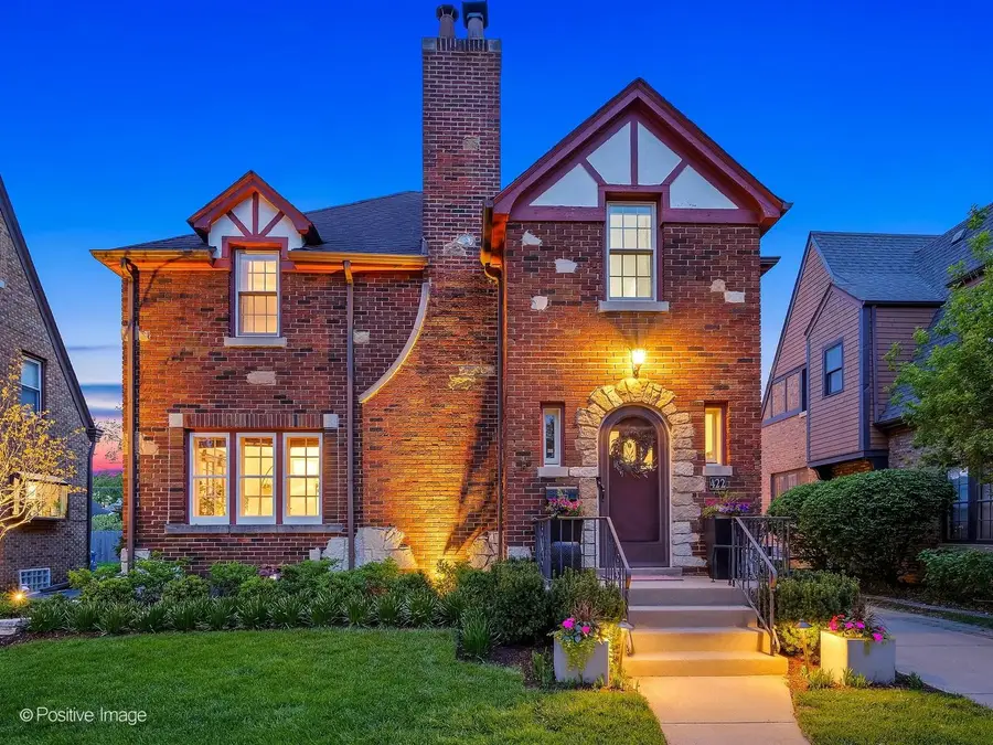 422 S Prospect Avenue, Elmhurst, IL 60126 - #2