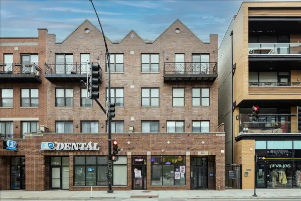 2509 N Milwaukee Avenue #1S, Chicago, IL 60647