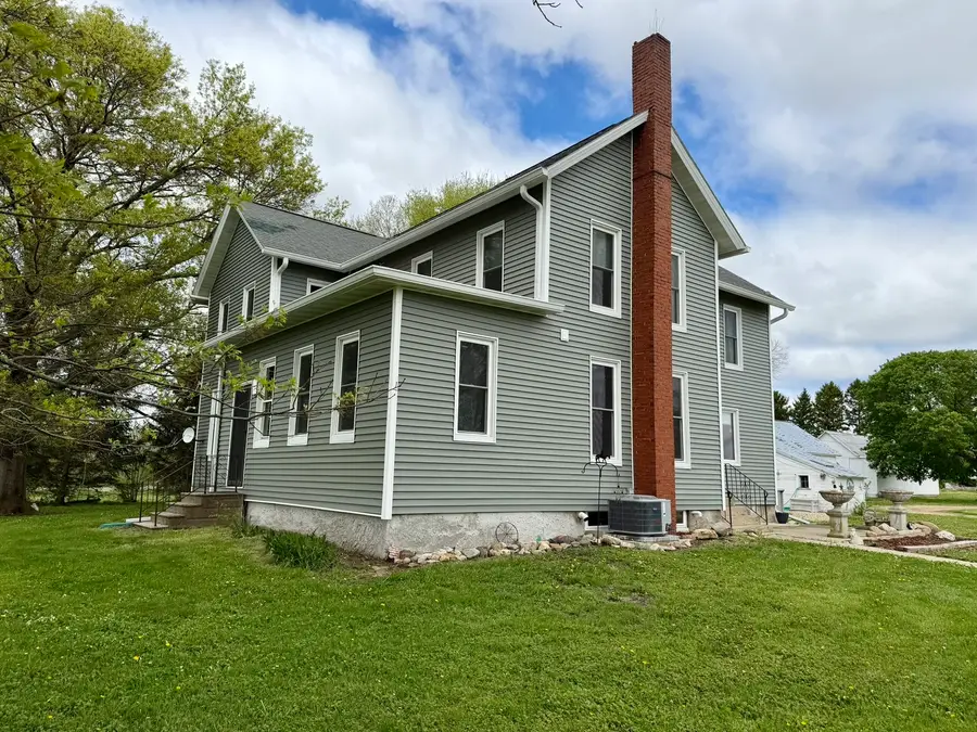 17767 2400 N Avenue, Wyanet, IL 61379 - #3