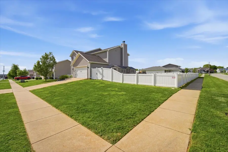 222 Springdale Avenue, Bloomington, IL 61704 - #3