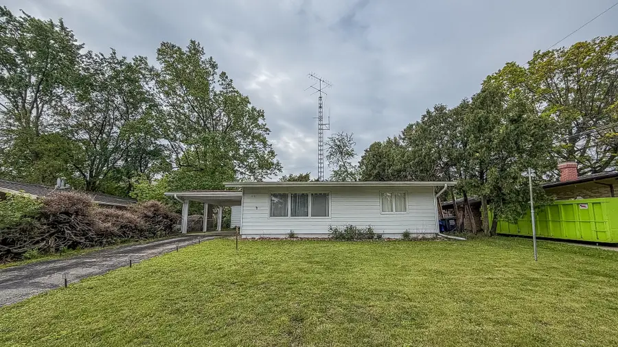 1001 E Burkwood Drive, Urbana, IL 61801 - #3