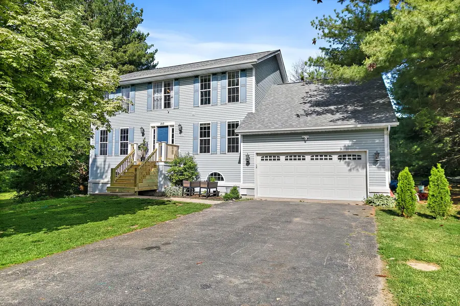213 SW Griffin Place, Poplar Grove, IL 61065 - #2