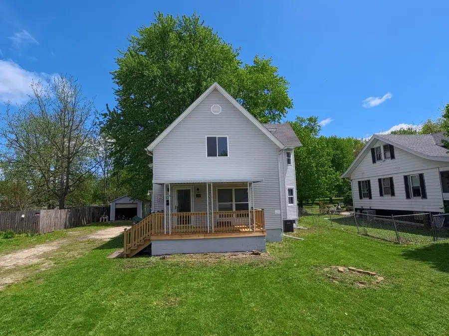 649 Indiana Avenue, Galesburg, IL 61401 - #2