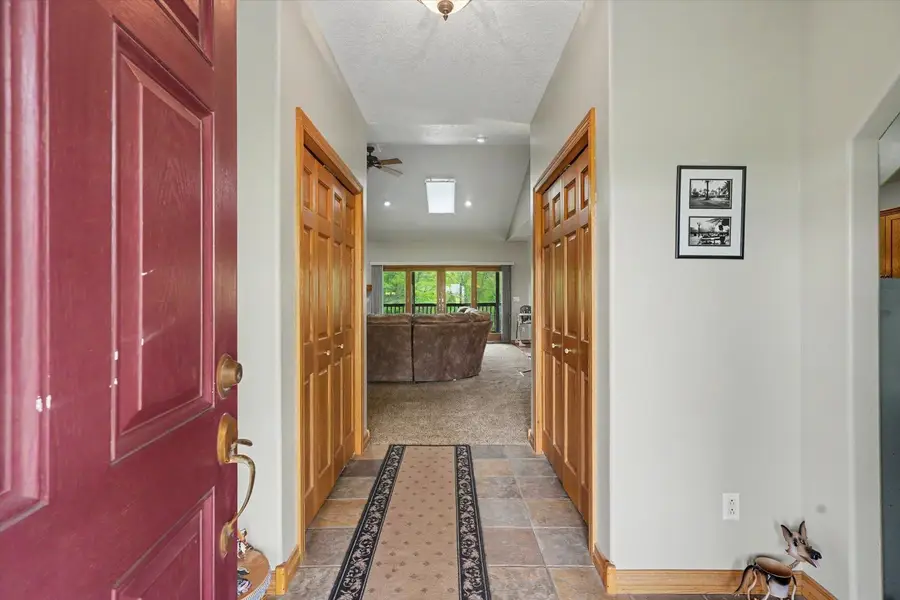 724 E Hilvety Road, Moweaqua, IL 62550 - #2