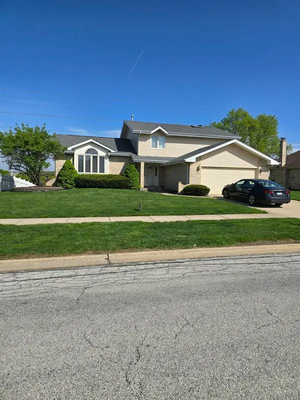 8413 Brookside Glen Drive, Tinley Park, IL 60487