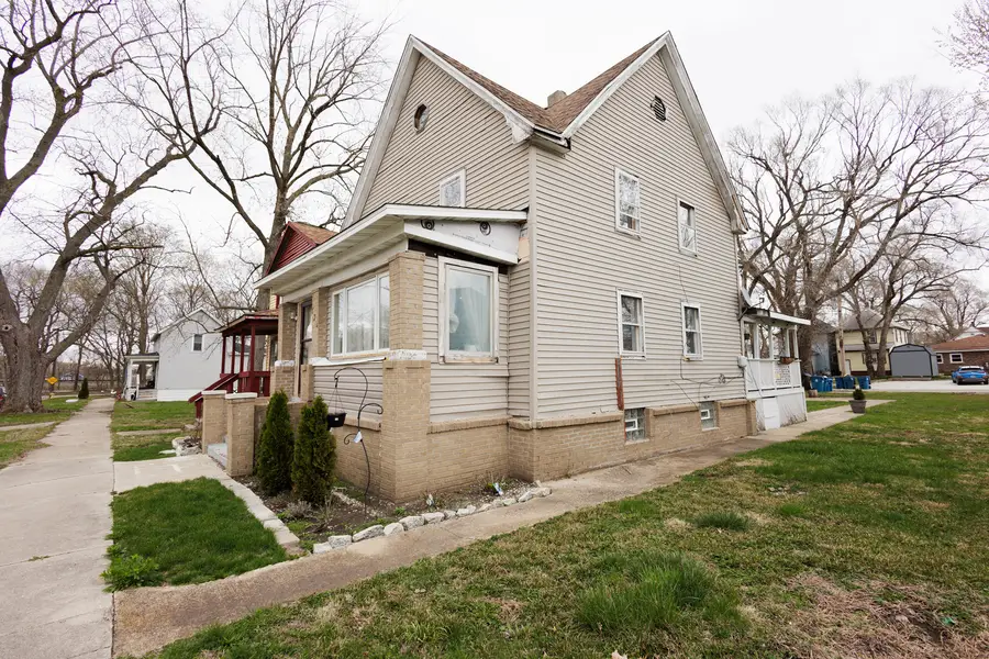 732 N Dearborn Avenue, Kankakee, IL 60901 - #2