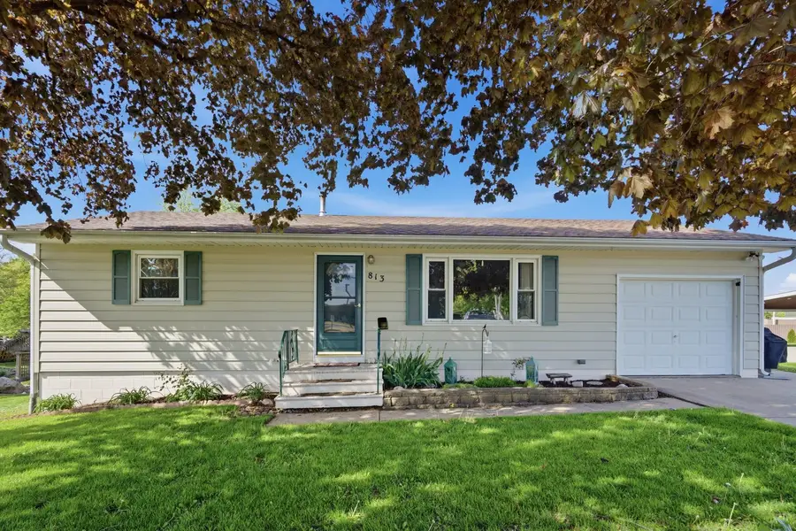 813 12th Avenue, Orion, IL 61273 - #2