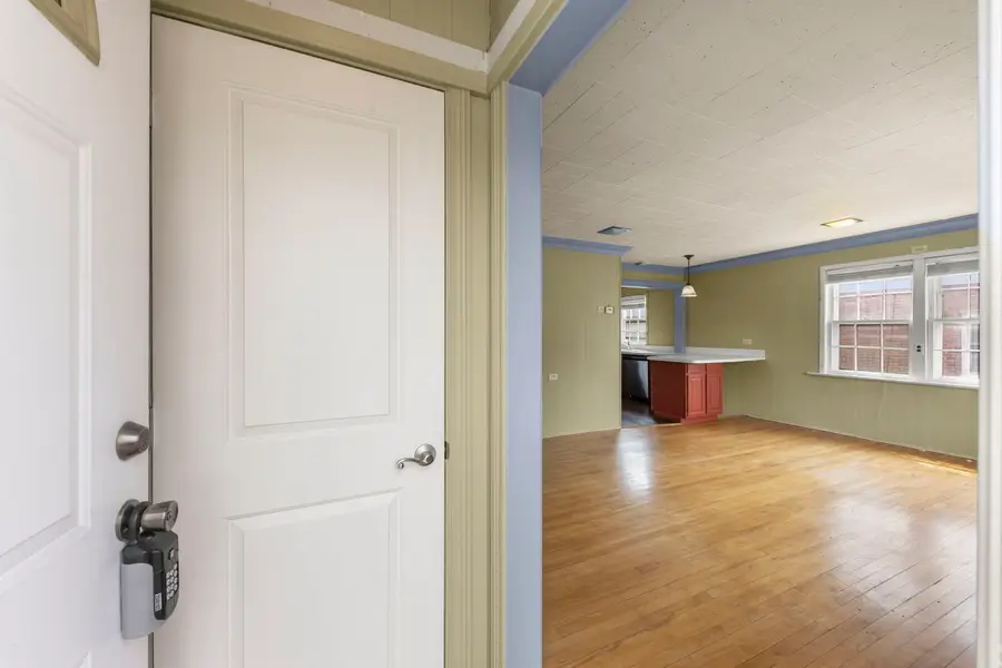 261 Melrose Avenue, Elmhurst, IL 60126 - #3