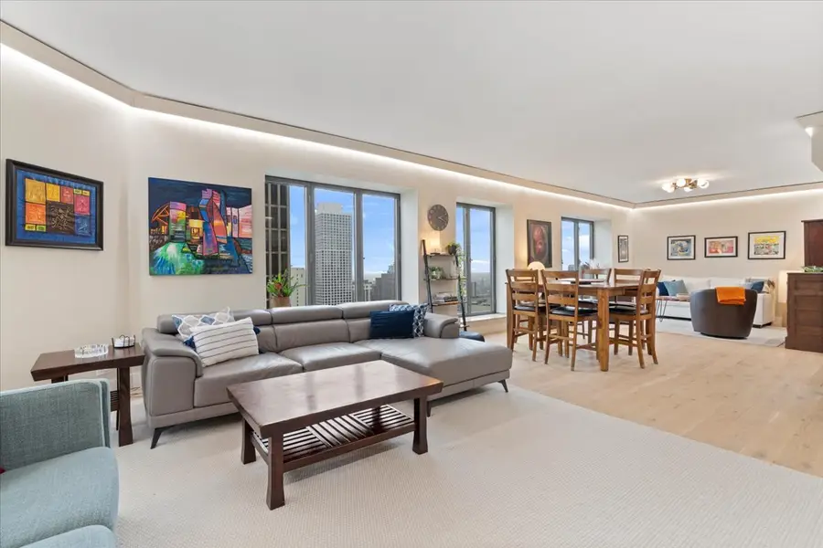 950 N Michigan Avenue #2804, Chicago, IL 60611 - #2