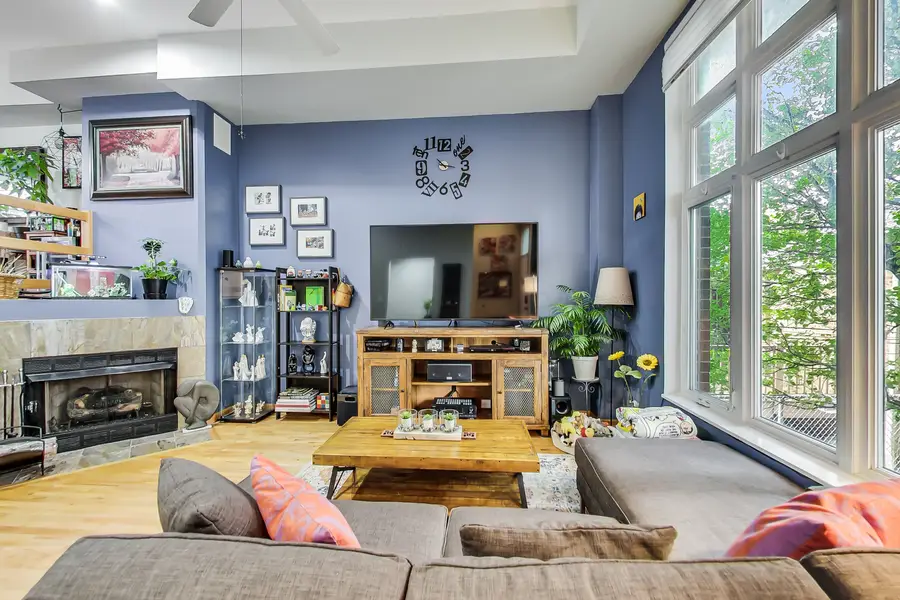4915 W Gunnison Street #D, Chicago, IL 60630 - #3