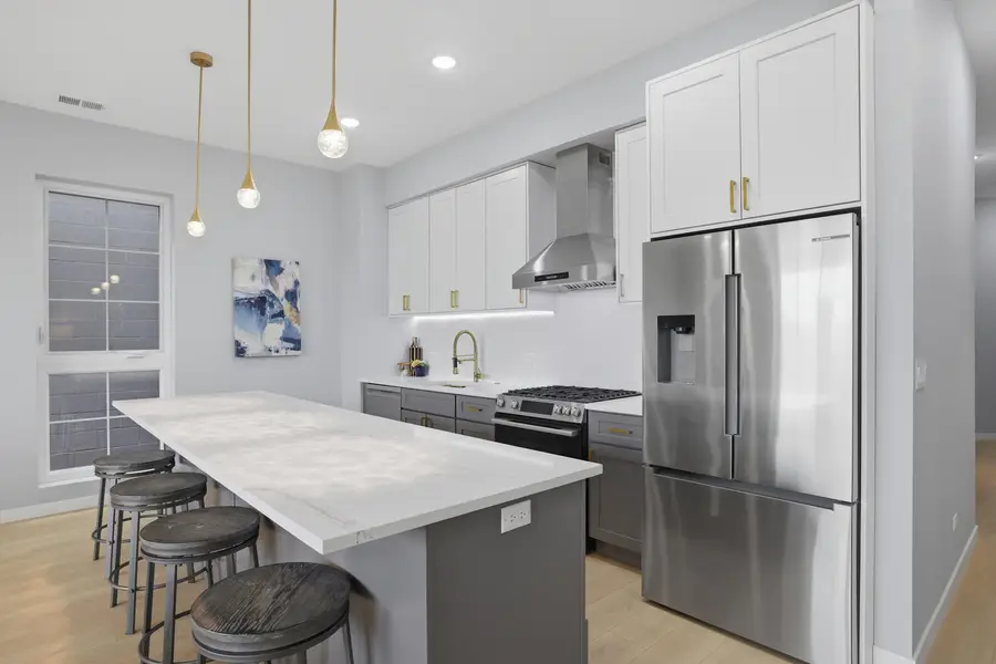 5830 N Lincoln Avenue #3S, Chicago, IL 60659 - #2