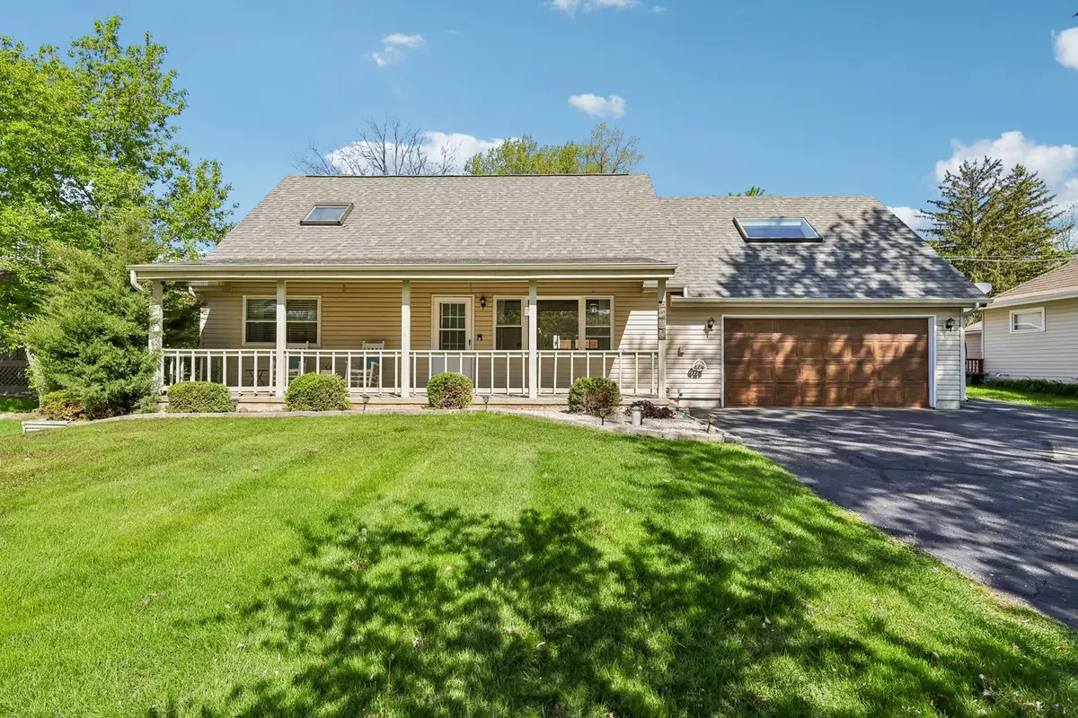 1320 N Harrison Street, Algonquin, IL 60102 - #1