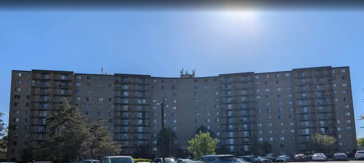 6340 Americana Drive #210, Willowbrook, IL 60527 - #1