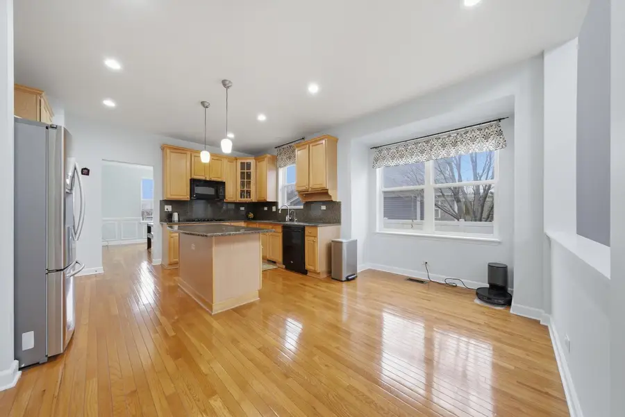 217 Sunbury Drive, Saint Charles, IL 60175 - #3