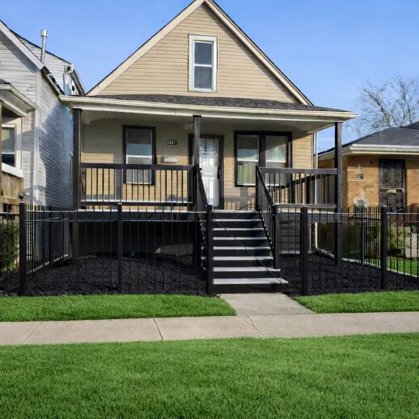 Address Withheld By Seller, Chicago, IL 60619