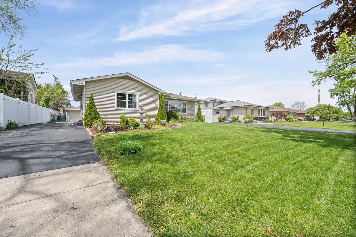 740 N Michigan Street, Elmhurst, IL 60126 - #1