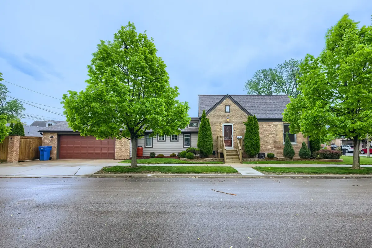 10401 S Trumbull Avenue, Chicago, IL 60655 - #1