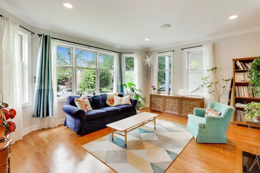 5404 W Leland Avenue, Chicago, IL 60630 - #2