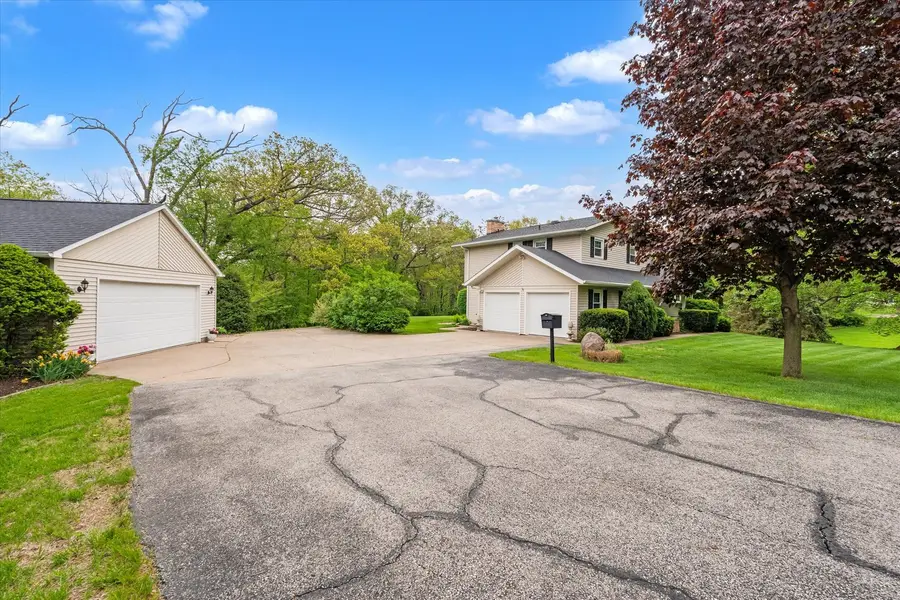 800 Oak Lane, Muscatine, IA 52761 - #3