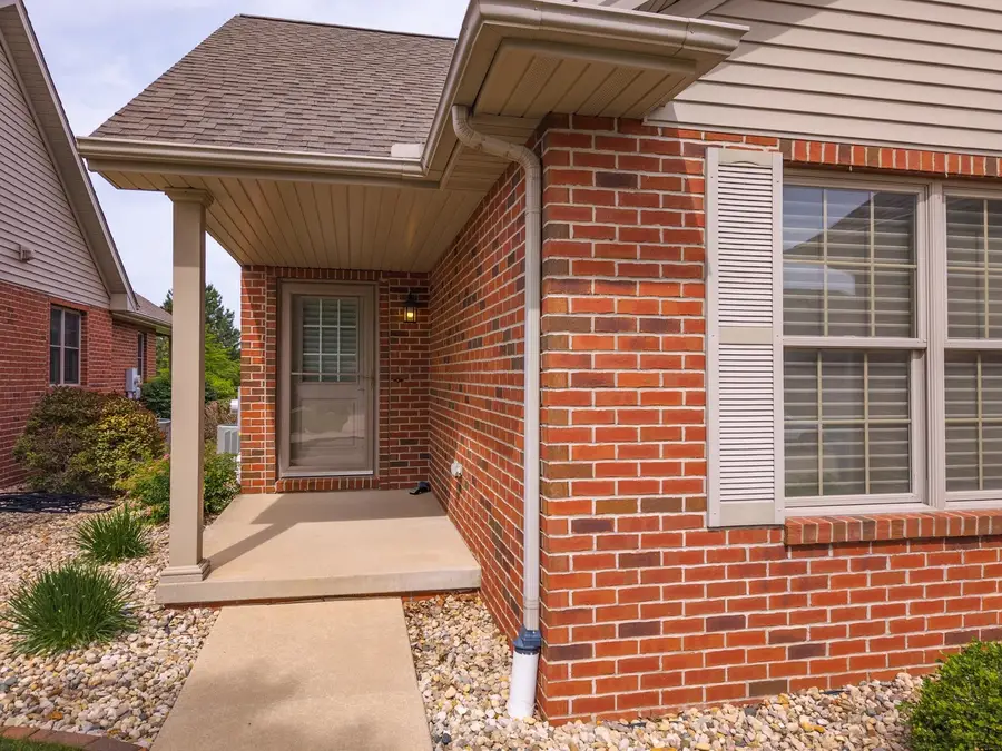 1761 Lockspur Way, Normal, IL 61761 - #3