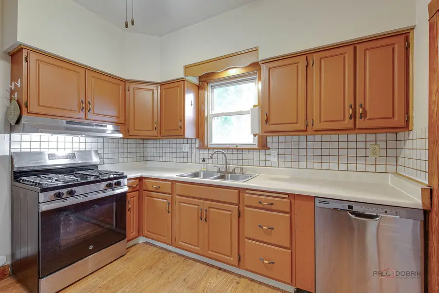 1027 St John Street, Elgin, IL 60120 - #2