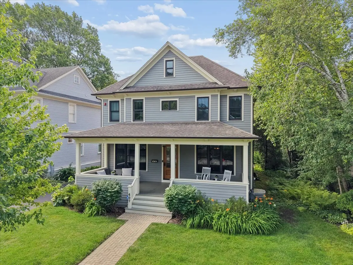 407 Mckinley Avenue, Libertyville, IL 60048 - #1