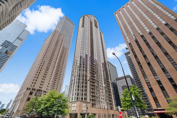 222 N Columbus Drive #3709, Chicago, IL 60601