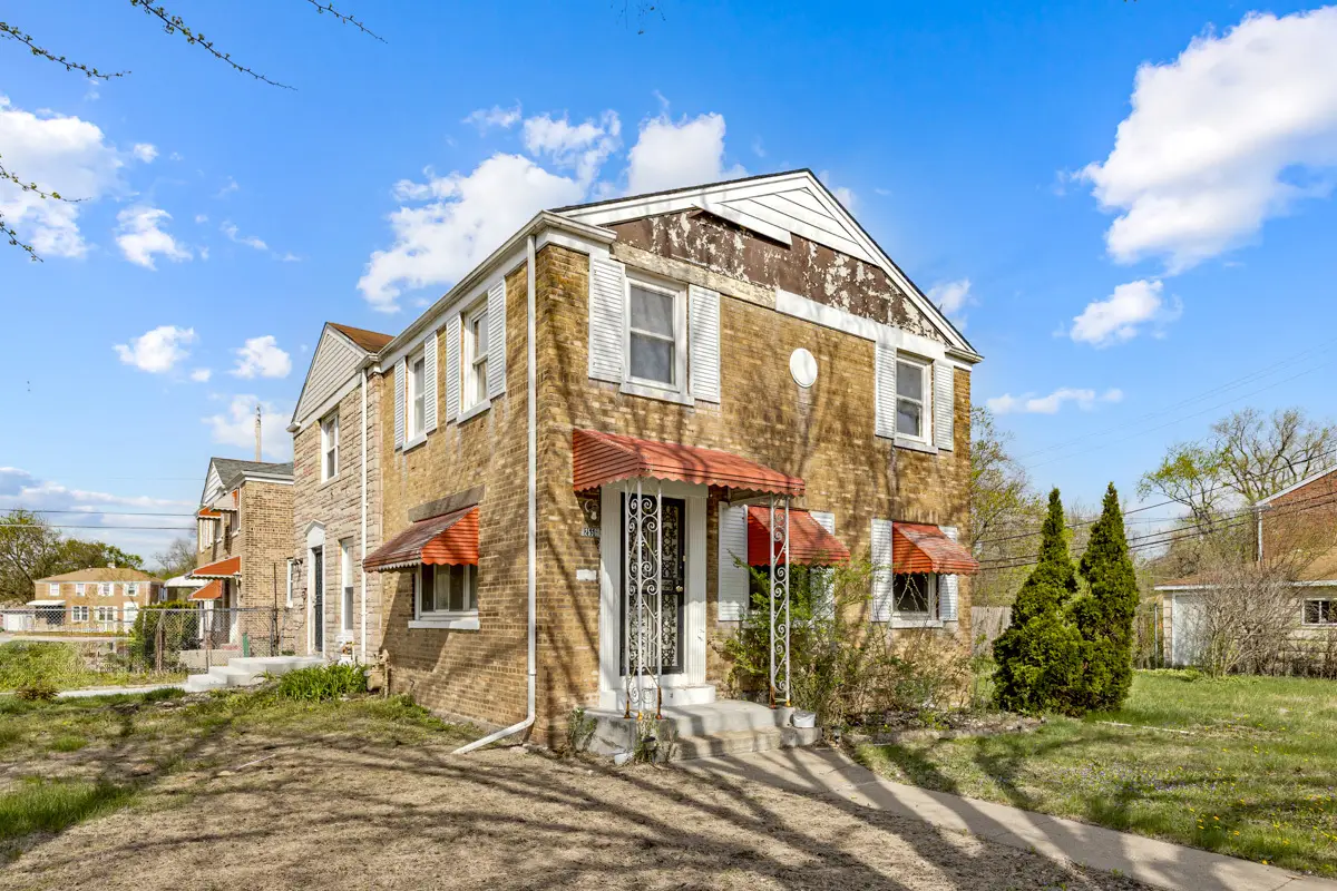2556 E 97th Place, Chicago, IL 60617 - #1