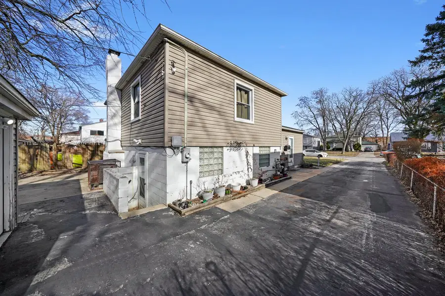 298 Merrill Avenue, Calumet City, IL 60409 - #3