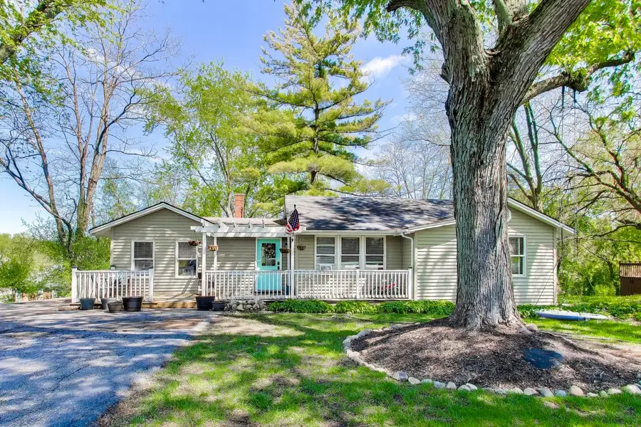 1105 S Hough Street, Barrington, IL 60010 - #2