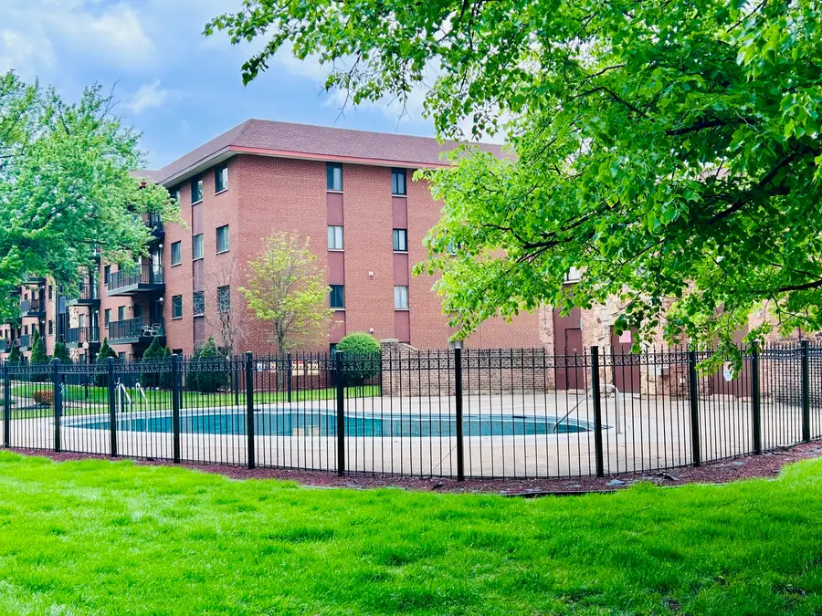 2311 183rd Street #206B, Homewood, IL 60430 - #2