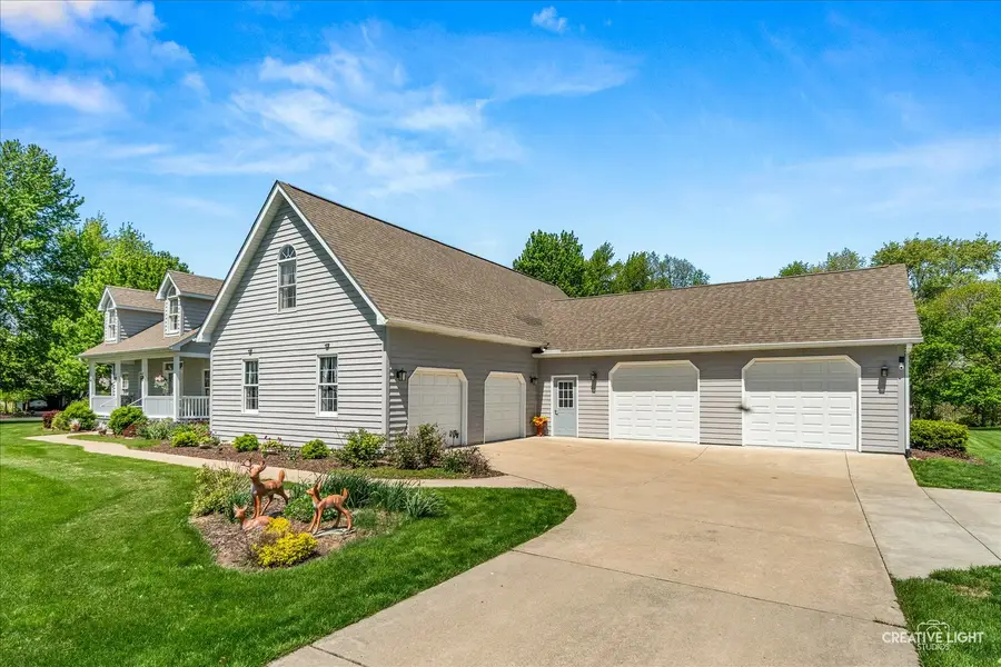 16073 Burr Oak Road, Plano, IL 60545 - #3