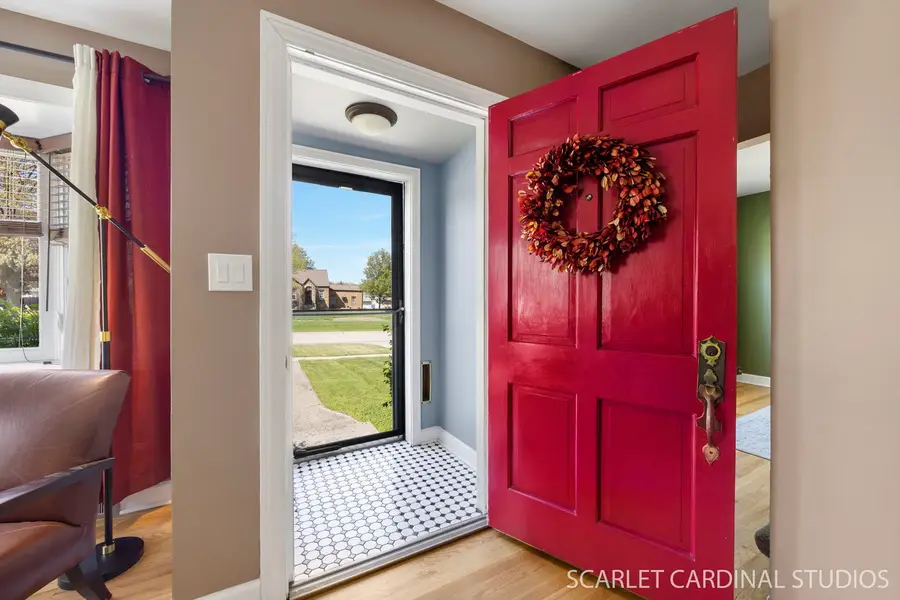 127 W Madison Street, Villa Park, IL 60181 - #3
