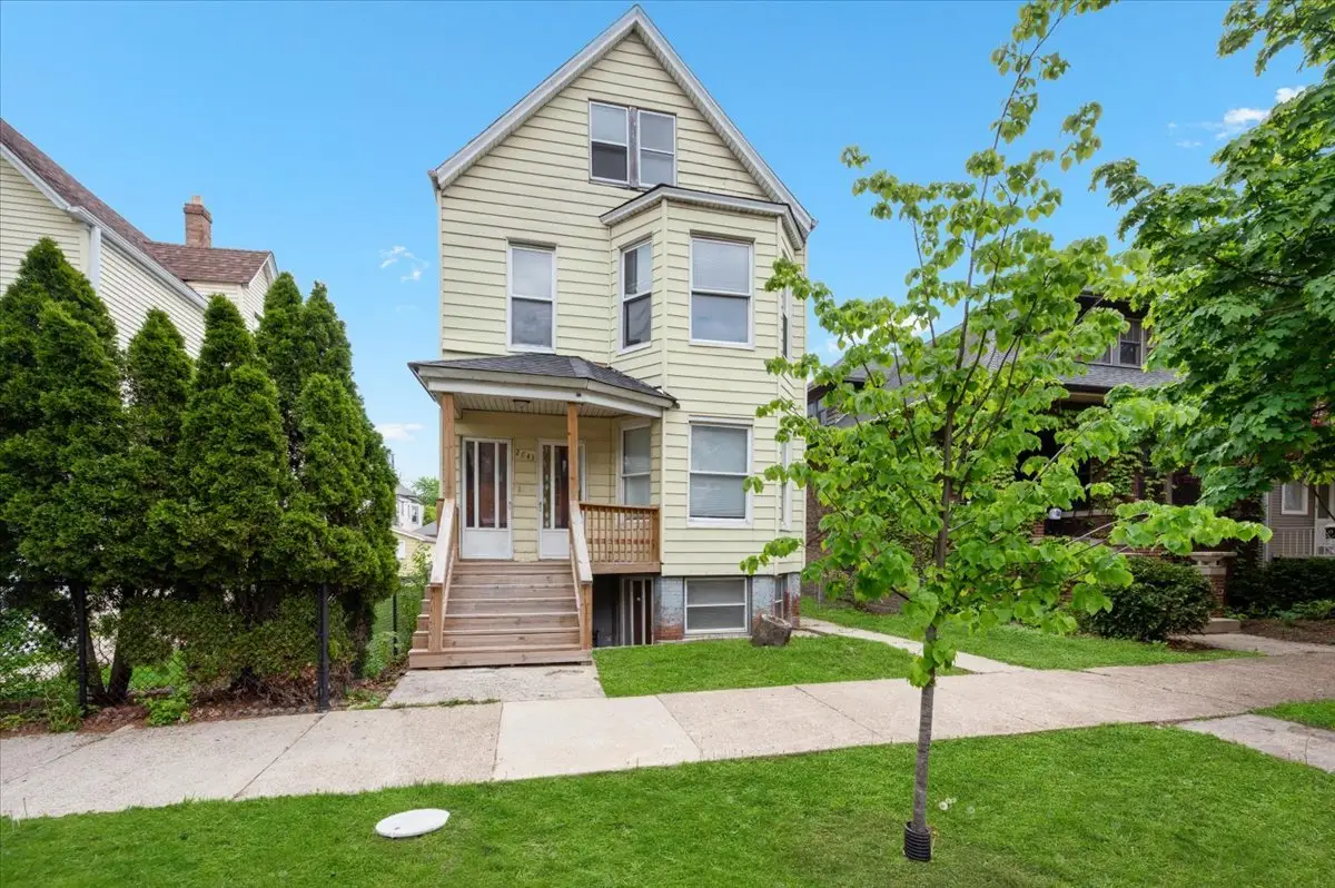 2643 N Monticello Avenue, Chicago, IL 60647 - #1
