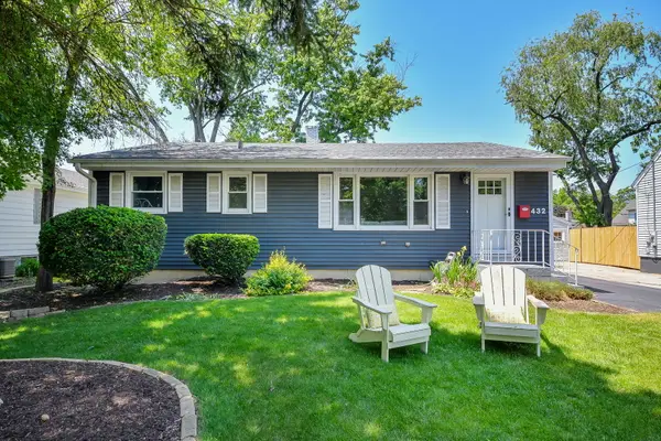 432 S Knollwood Drive, Wheaton, IL 60187