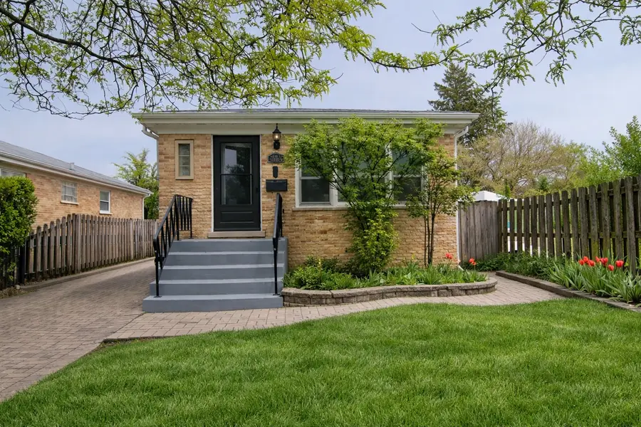 508 Skokie Boulevard, Wilmette, IL 60091 - #2