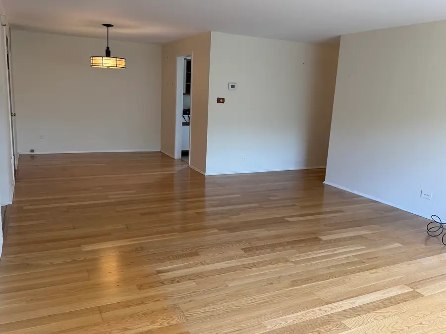 424 Braeside Road #2N, Highland Park, IL 60035 - #3