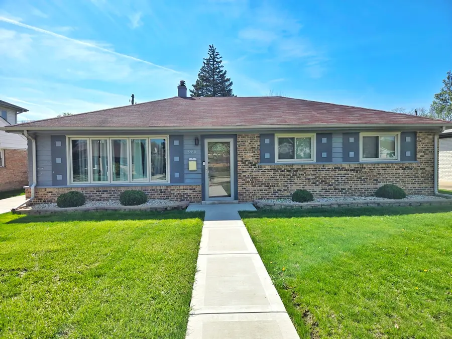 980 W Grant Drive, Des Plaines, IL 60016 - #2