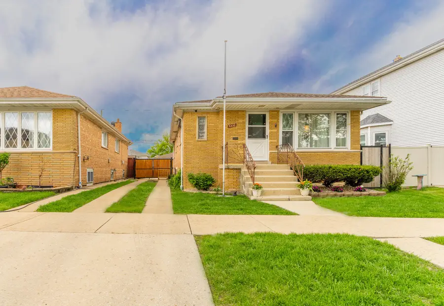 5332 S Meade Avenue, Chicago, IL 60638 - #3