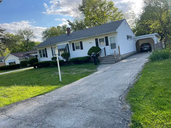 1176 N West Street, Galesburg, IL 61401