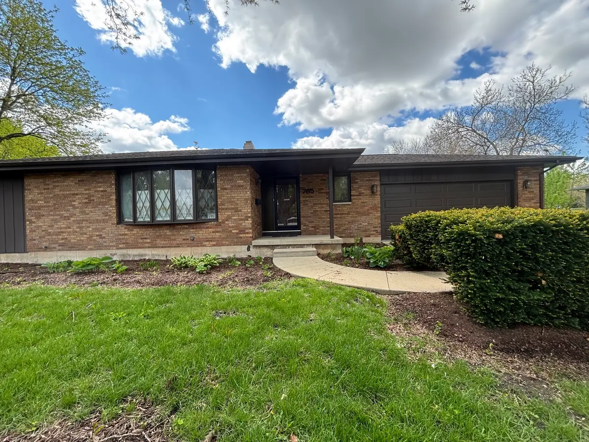 765 Algona Avenue, Elgin, IL 60120 - #1