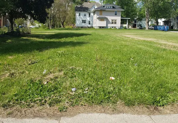 916 E Court Street, Kankakee, IL 60901