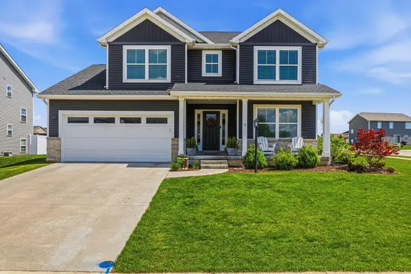 718 Cole Lane, Mahomet, IL 61853