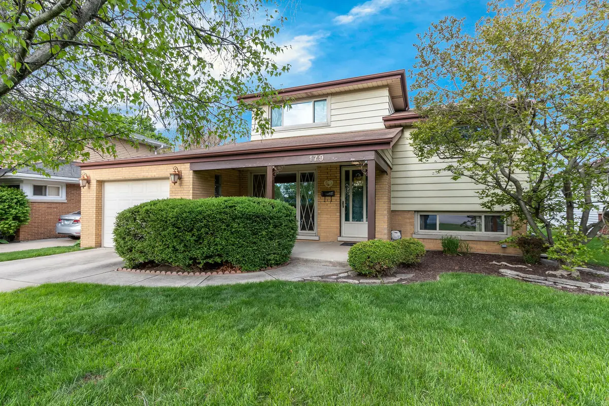179 N Hampshire Avenue, Elmhurst, IL 60126 - #1